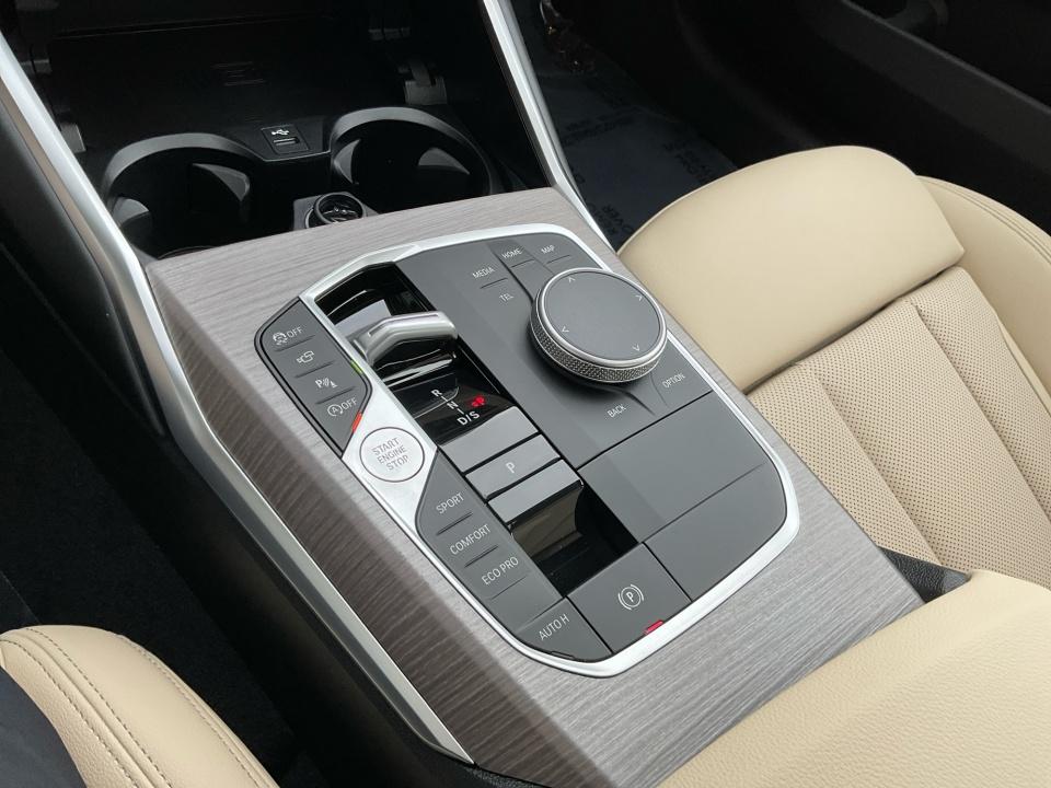 2026 BMW 330i 330i