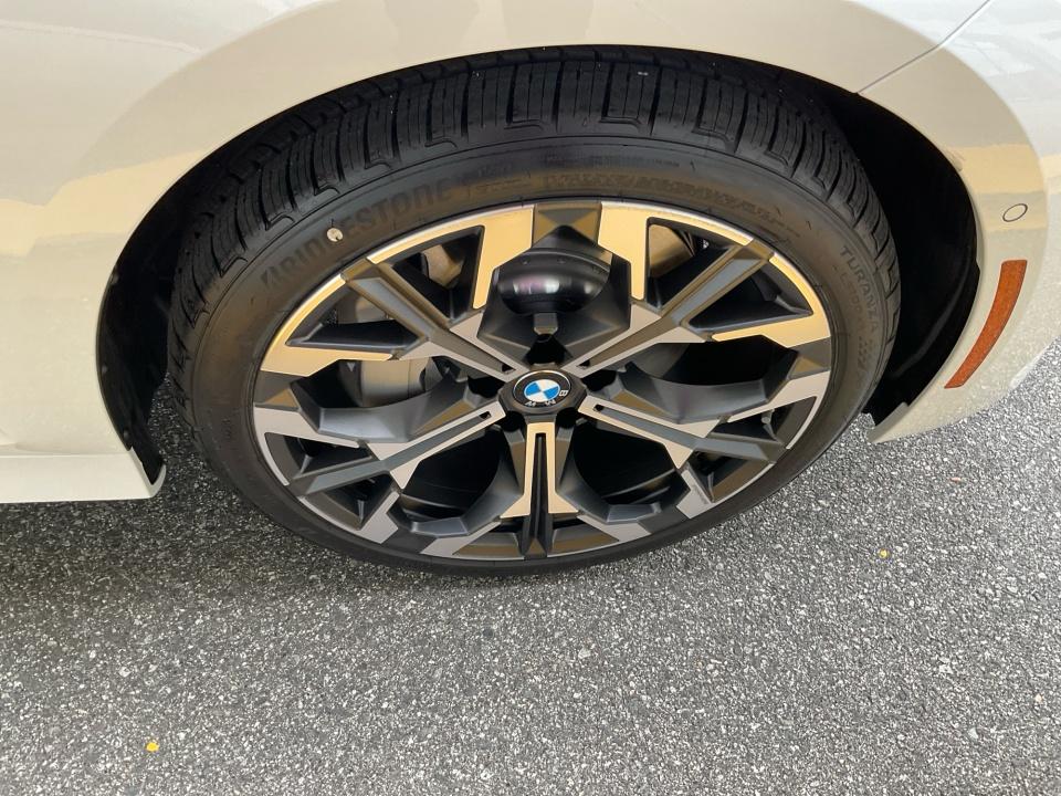 2026 BMW 330i 330i