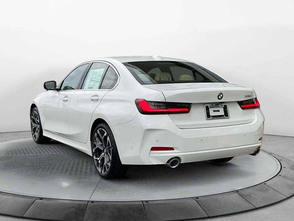2026 BMW 330i 330i