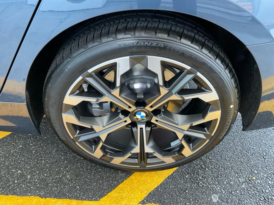 2026 BMW 330i 330i