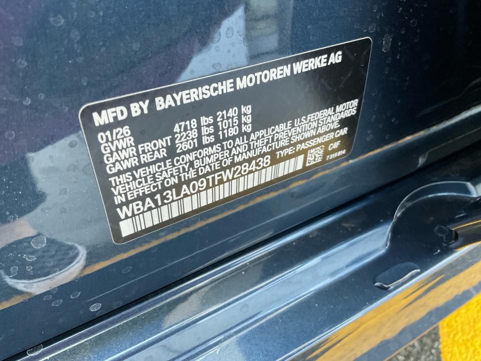 2026 BMW 330i 330i