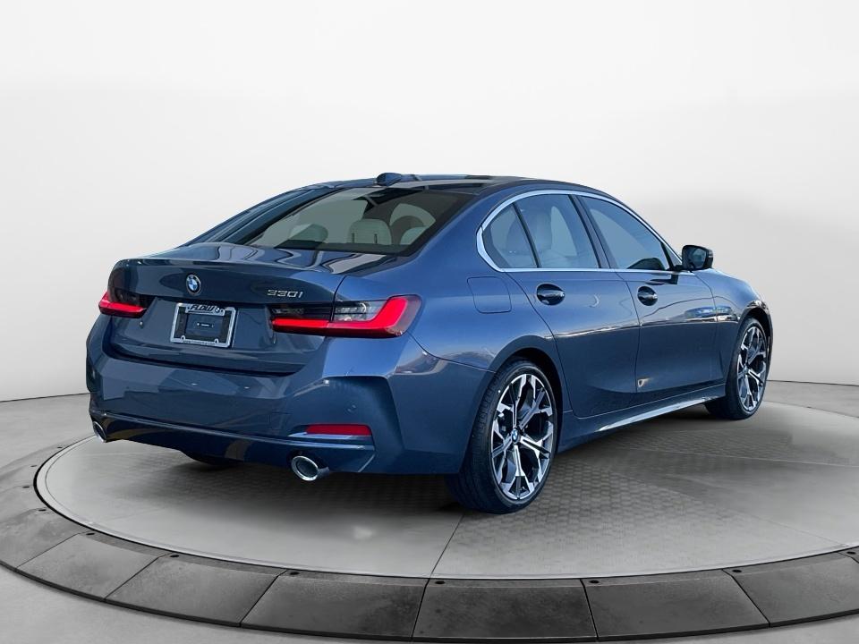 2026 BMW 330i 330i