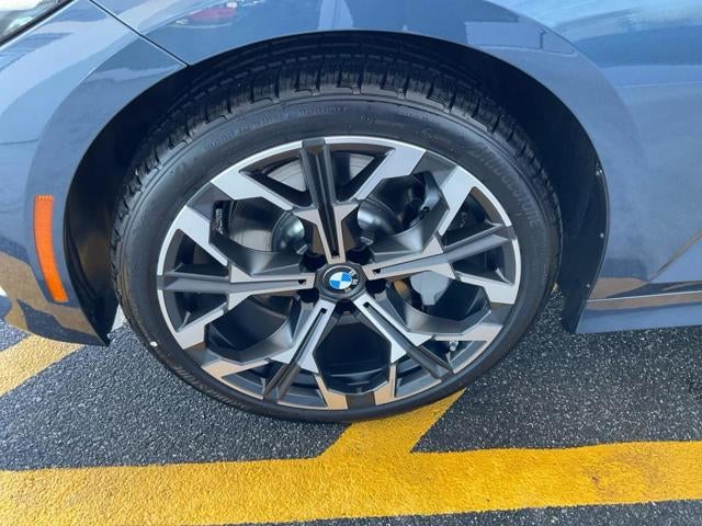 2026 BMW 330i 330i
