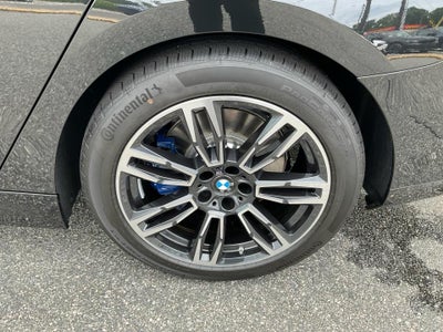 2027 BMW 530i 530i xDrive
