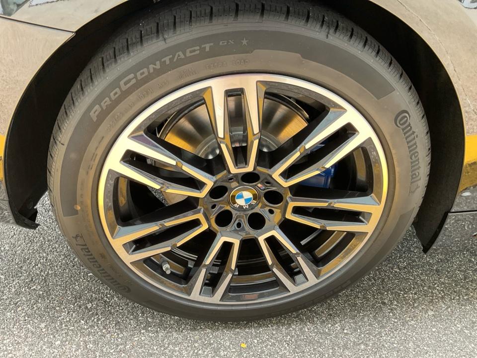 2027 BMW 530i 530i xDrive