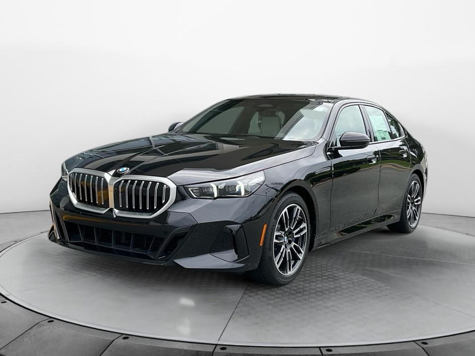 2027 BMW 530i 530i xDrive