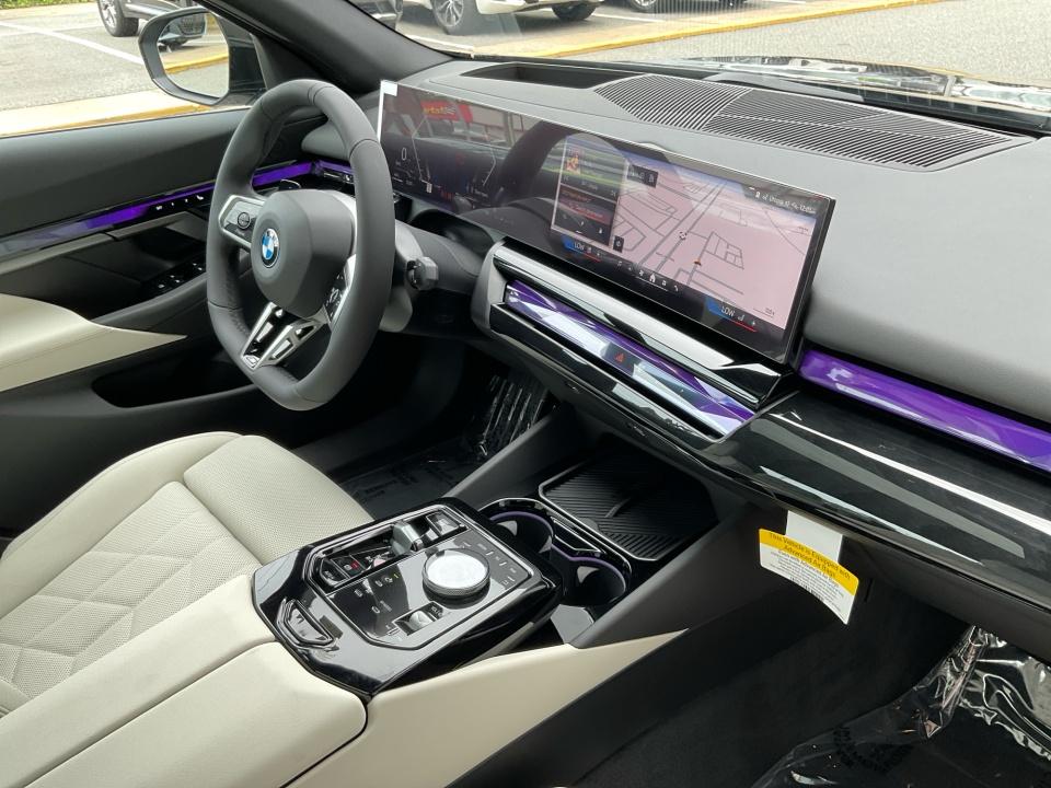 2027 BMW 530i 530i xDrive