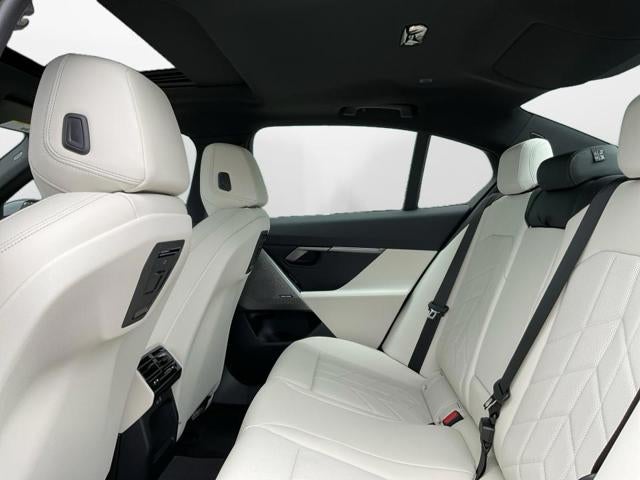 2027 BMW 530i 530i xDrive