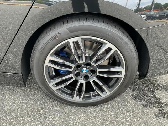 2027 BMW 530i 530i xDrive
