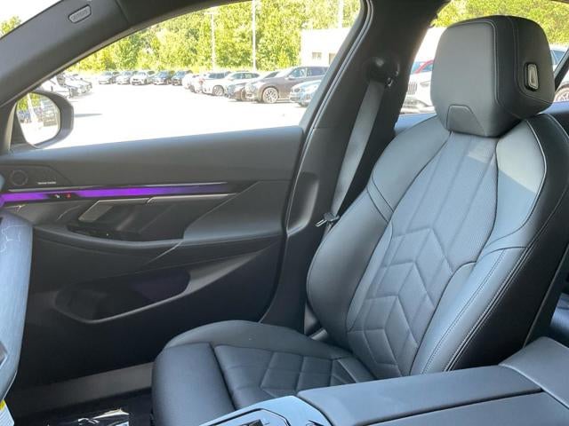 2027 BMW 530i 530i xDrive