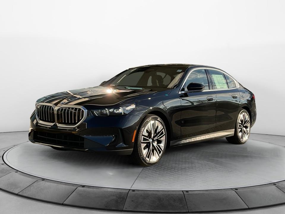 2026 BMW 530i 530i xDrive