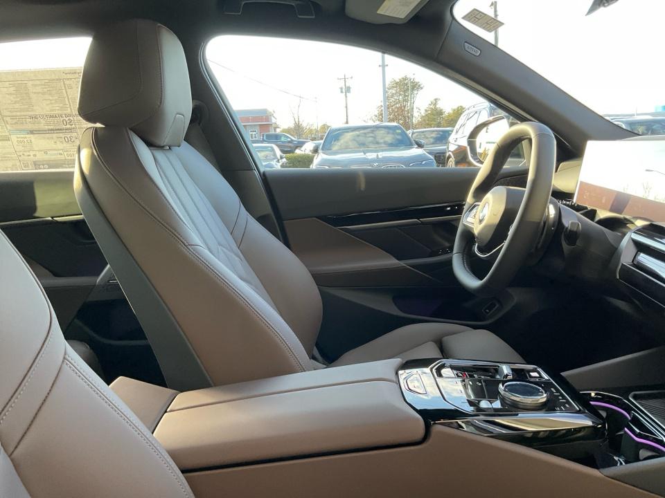 2026 BMW 530i 530i xDrive