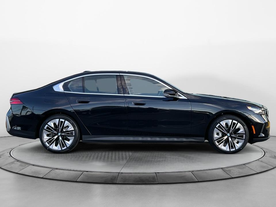 2026 BMW 530i 530i xDrive