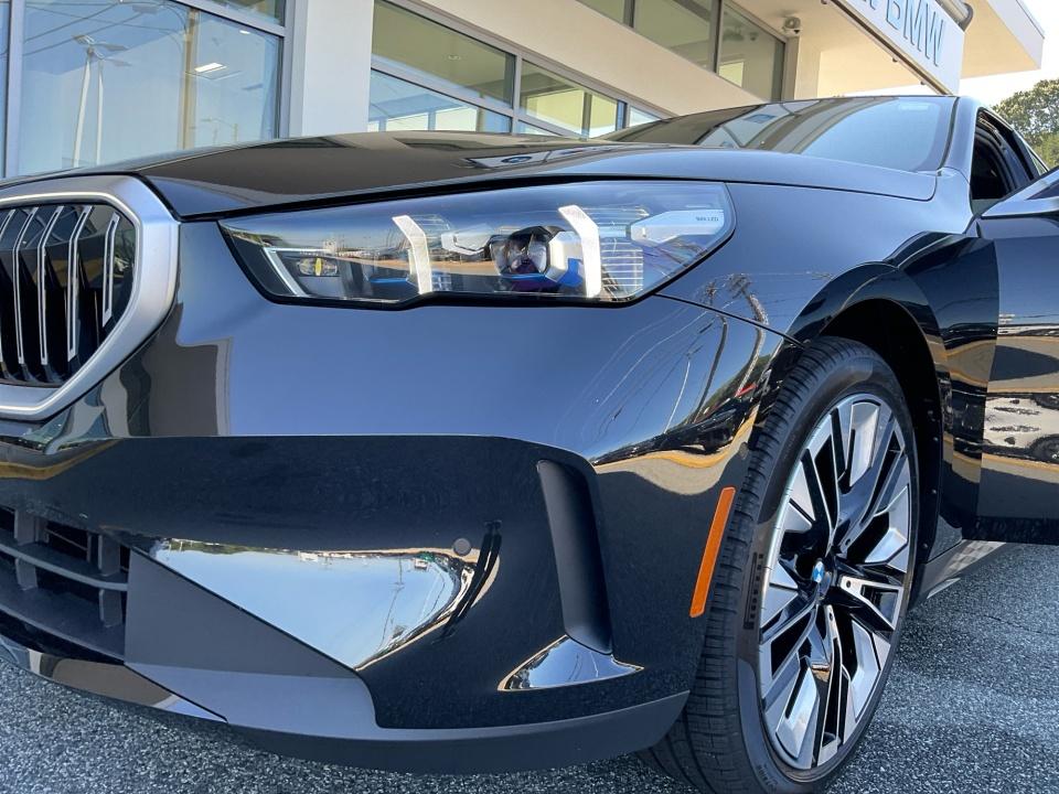 2027 BMW 5 Series 530i xDrive