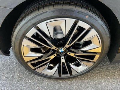 2027 BMW 530i 530i xDrive