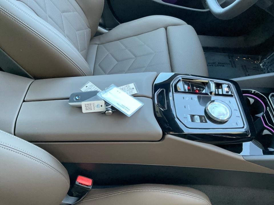 2027 BMW 530i 530i xDrive
