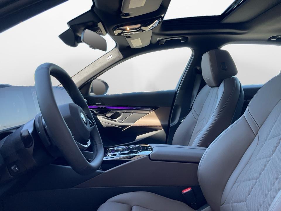 2027 BMW 530i 530i xDrive