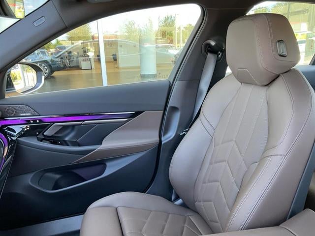2027 BMW 530i 530i xDrive
