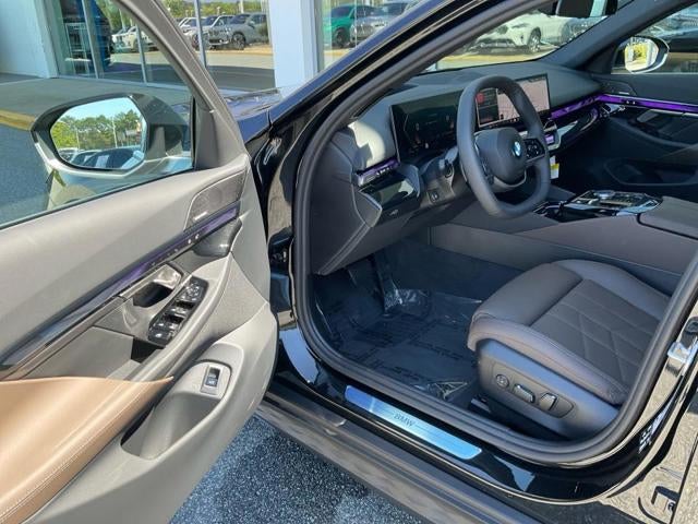 2027 BMW 530i 530i xDrive