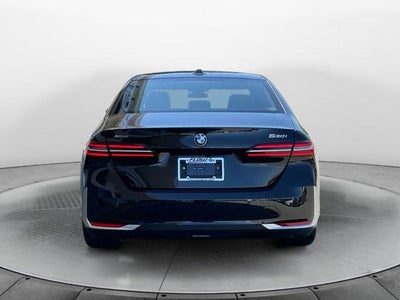 2027 BMW 530i 530i xDrive