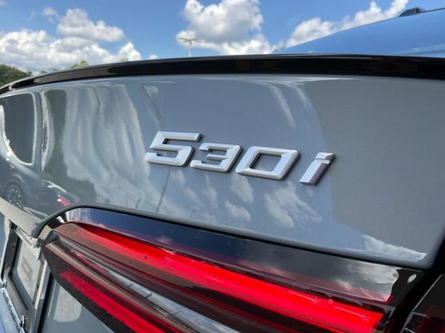 2027 BMW 530i 530i xDrive