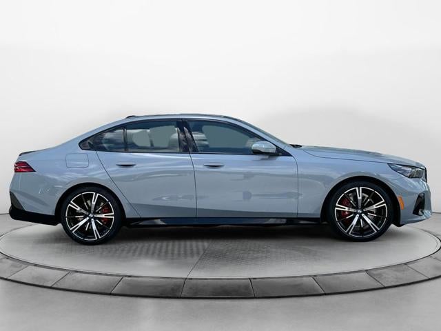 2027 BMW 530i 530i xDrive