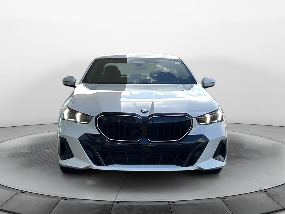 2027 BMW 540i 540i xDrive