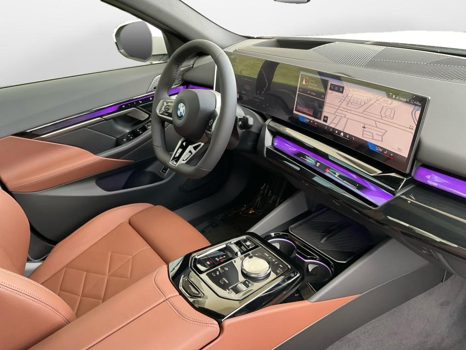 2027 BMW 540i 540i xDrive