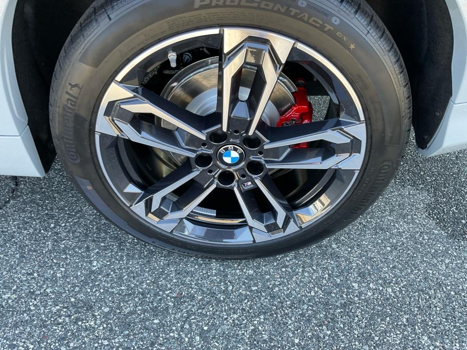 2027 BMW X2 xDrive28i
