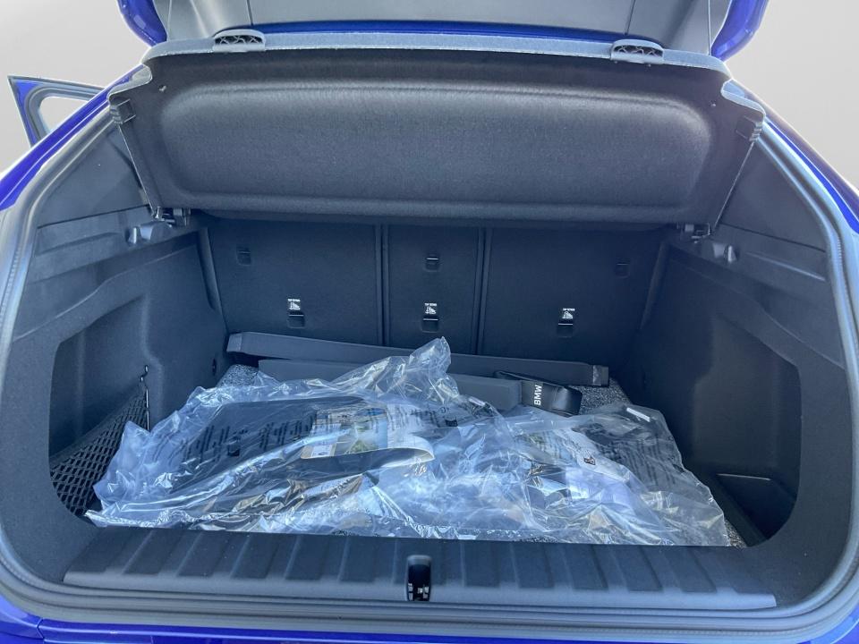 2027 BMW X2 Base