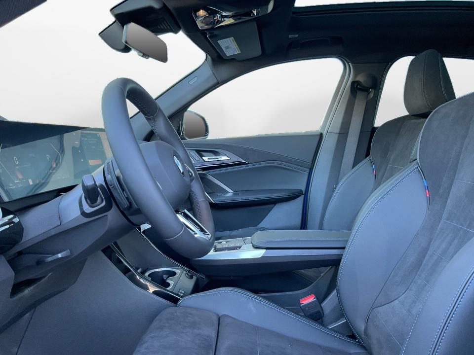 2027 BMW X2 Base