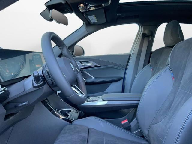 2027 BMW X2 Base