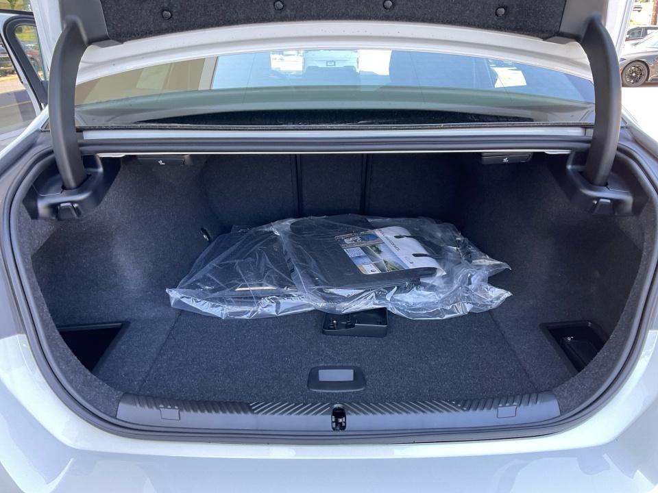 2027 BMW i5 eDrive40