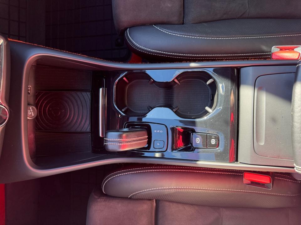 2019 Volvo XC40 R-Design