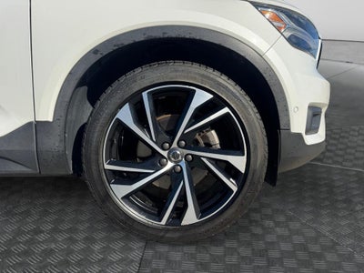 2019 Volvo XC40 R-Design