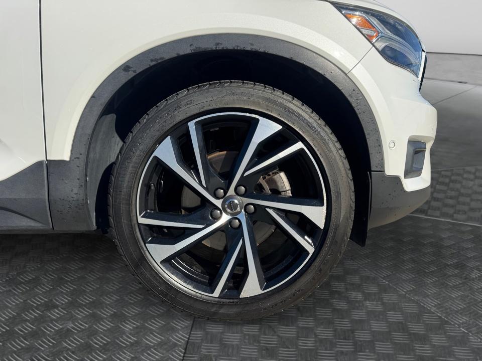 2019 Volvo XC40 R-Design