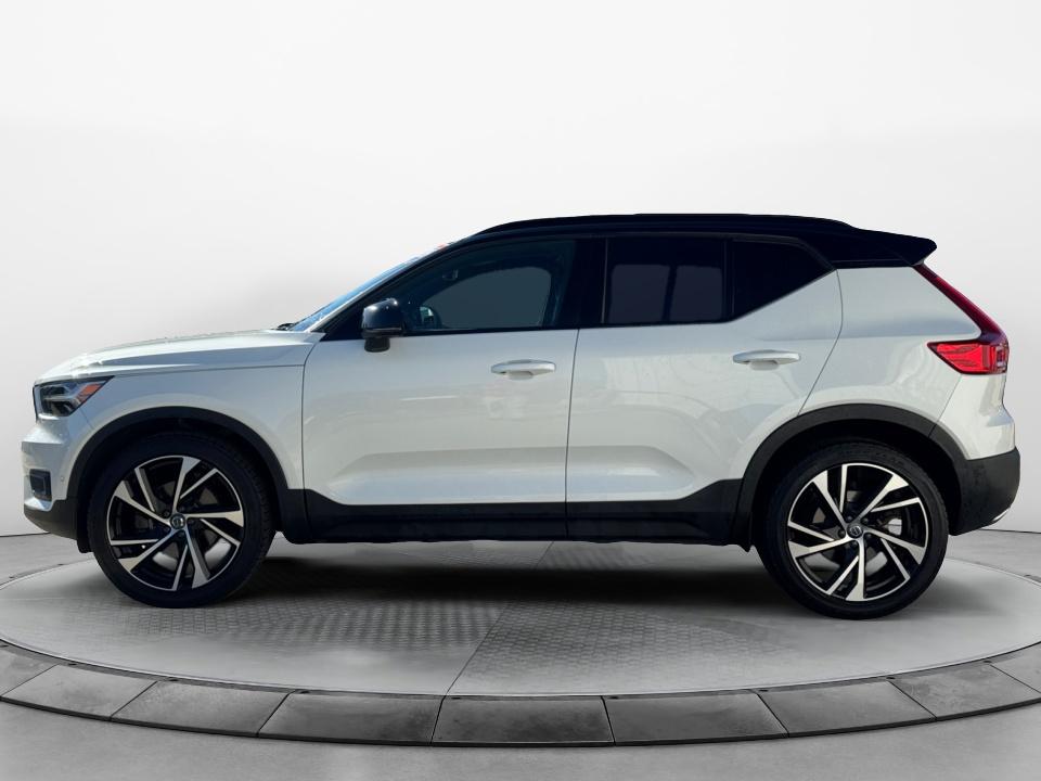 2019 Volvo XC40 R-Design