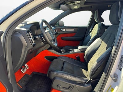 2019 Volvo XC40 R-Design