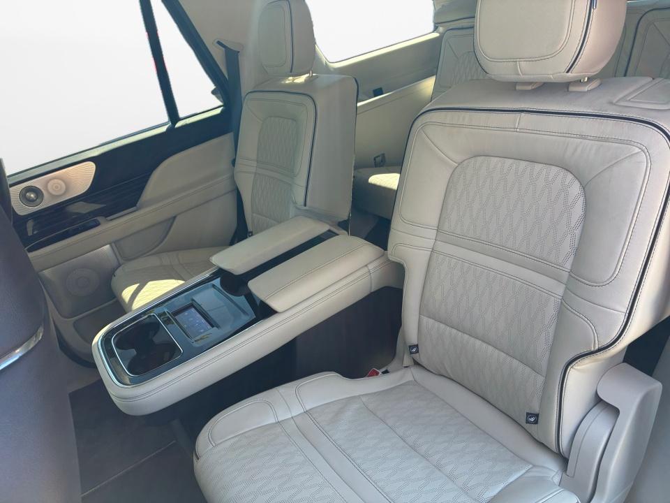 2023 Lincoln Navigator Black Label